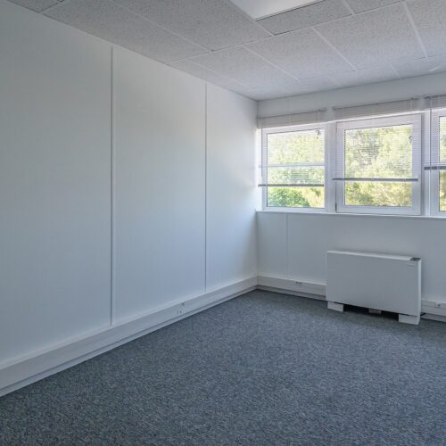 Bureau B7